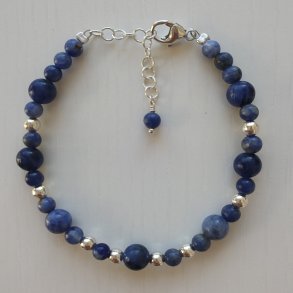 Thyra Armb�nd med Soldalit i s�lv