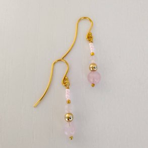 Freja �reringe med Rosakvarts i guld