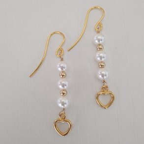 Love Pearls �reringe med guld hjete